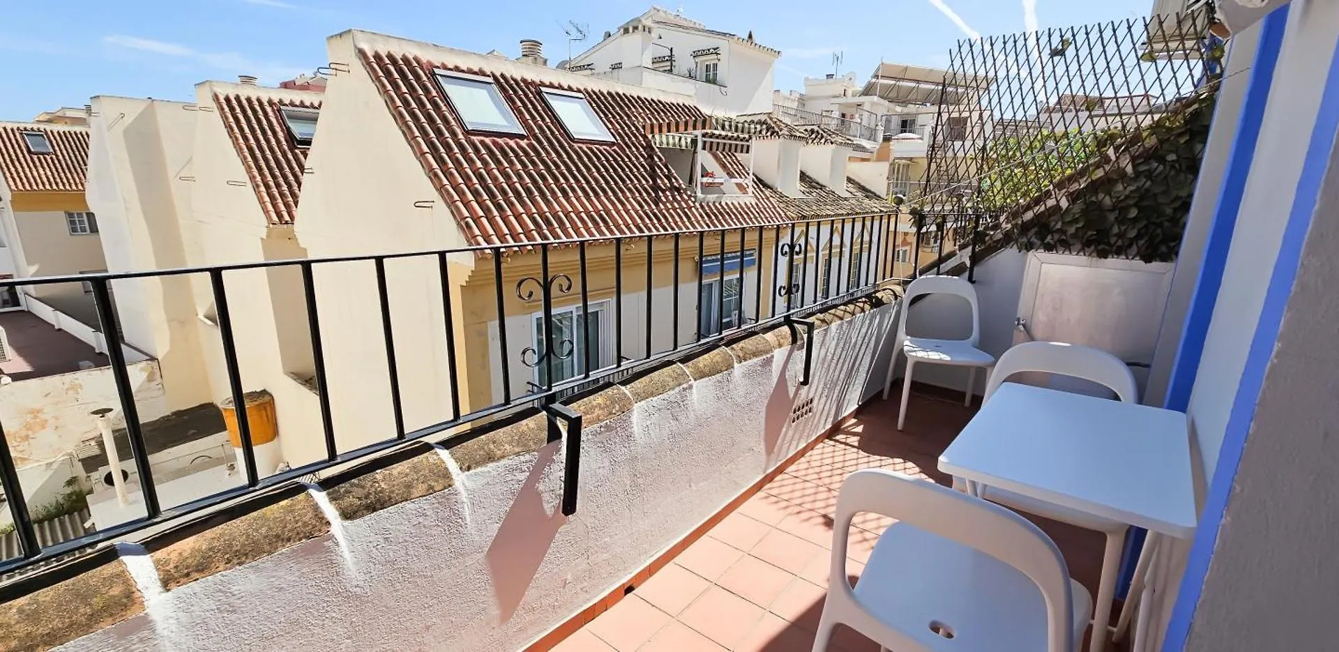 Hostal Cuevas Fuengirola 2*,