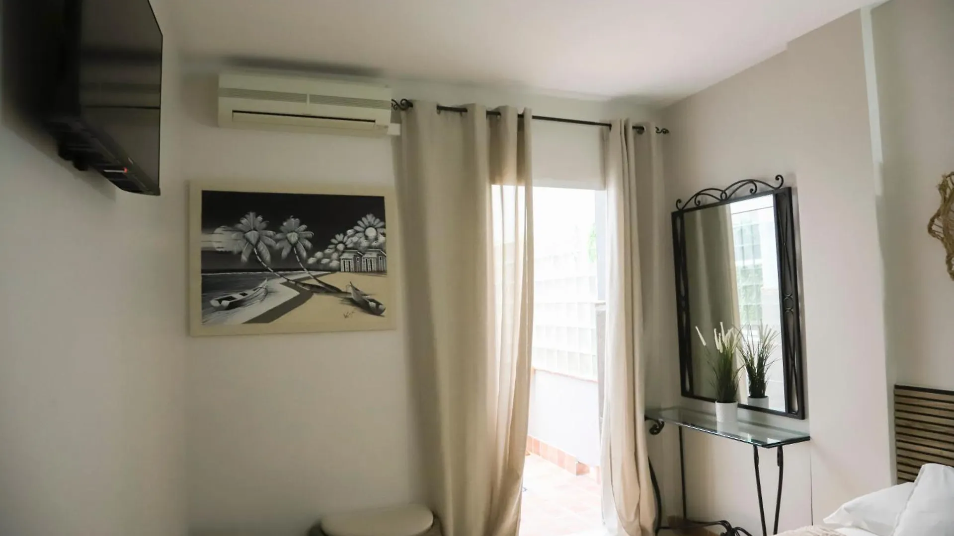 Maison d'hôtes Hostal Cuevas Fuengirola