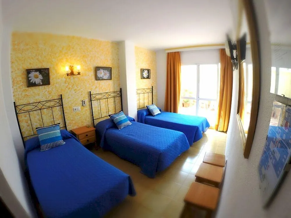 Hostal Cuevas Fuengirola Гостевой дом