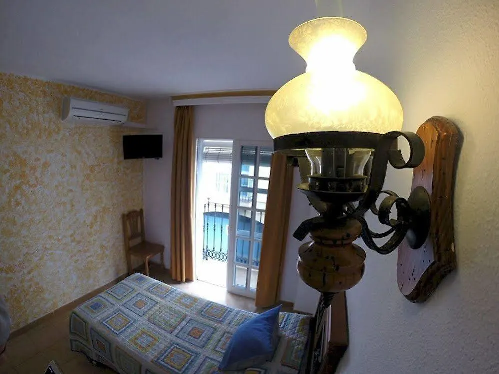 Hostal Cuevas Fuengirola 2*,  Espagne