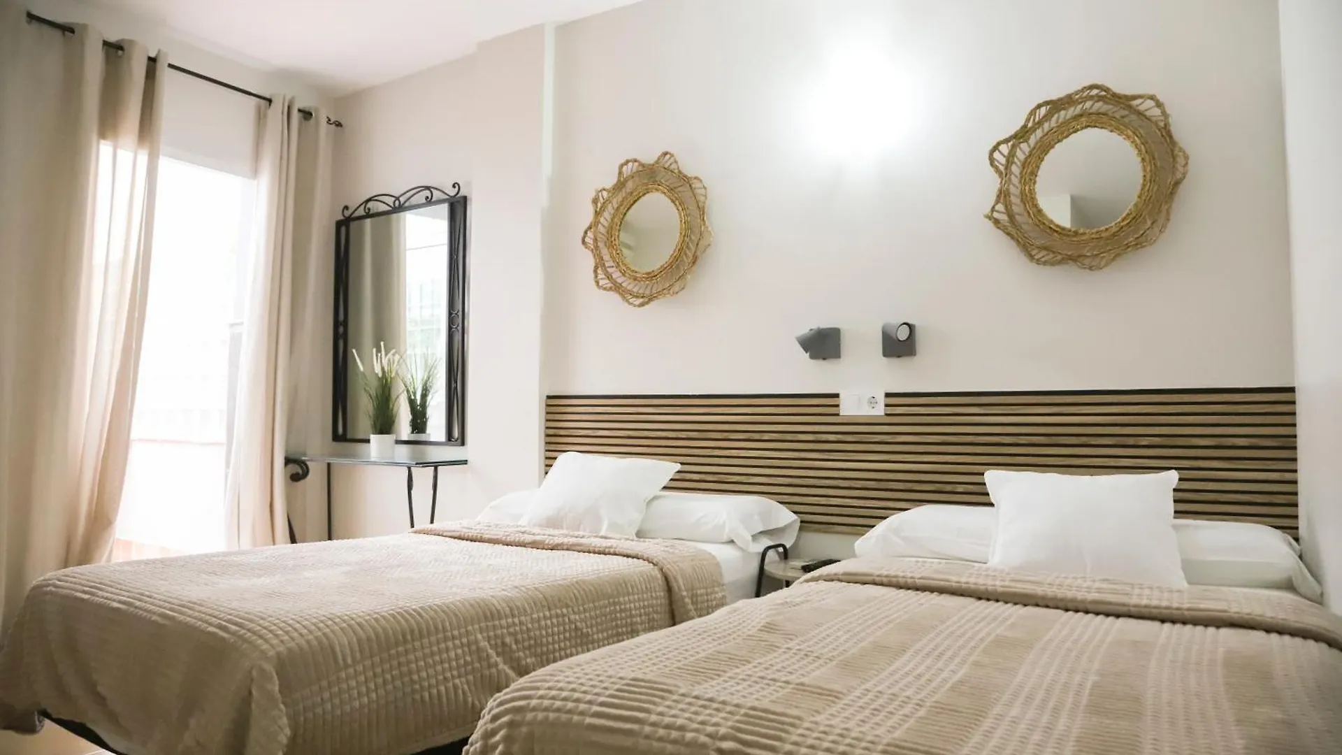 Hostal Cuevas Fuengirola